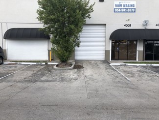 Plus de détails pour 3989-4011 Pembroke Rd, Hollywood, FL - Industriel à louer