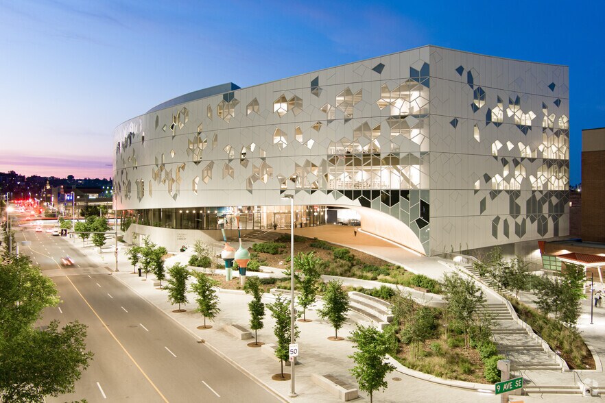 800 3 St SE, Calgary, AB à vendre - Photo principale - Image 1 de 1