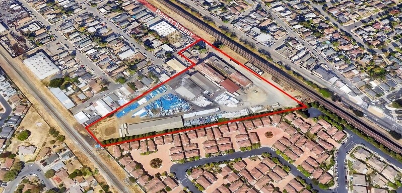 10901 Russet St, Oakland, CA à vendre Photo principale- Image 1 de 3