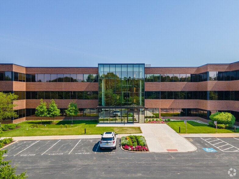 460 E Swedesford Rd, Wayne, PA à louer - Photo du bâtiment - Image 2 de 5