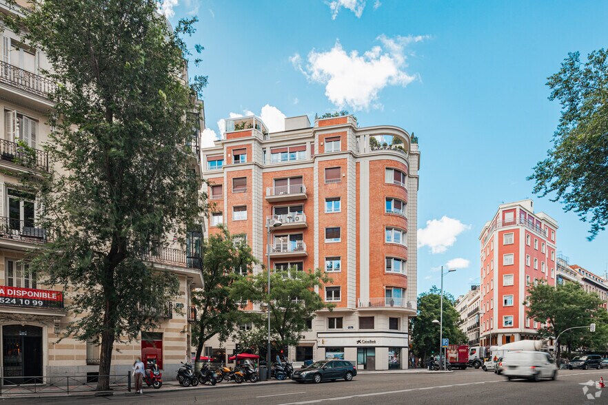 Calle Zurbarán, 8, Madrid, Madrid à louer - Photo du bâtiment - Image 3 de 3