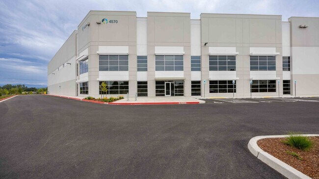 More details for 4570 NE 122nd Ave, Portland, OR - Industrial for Lease