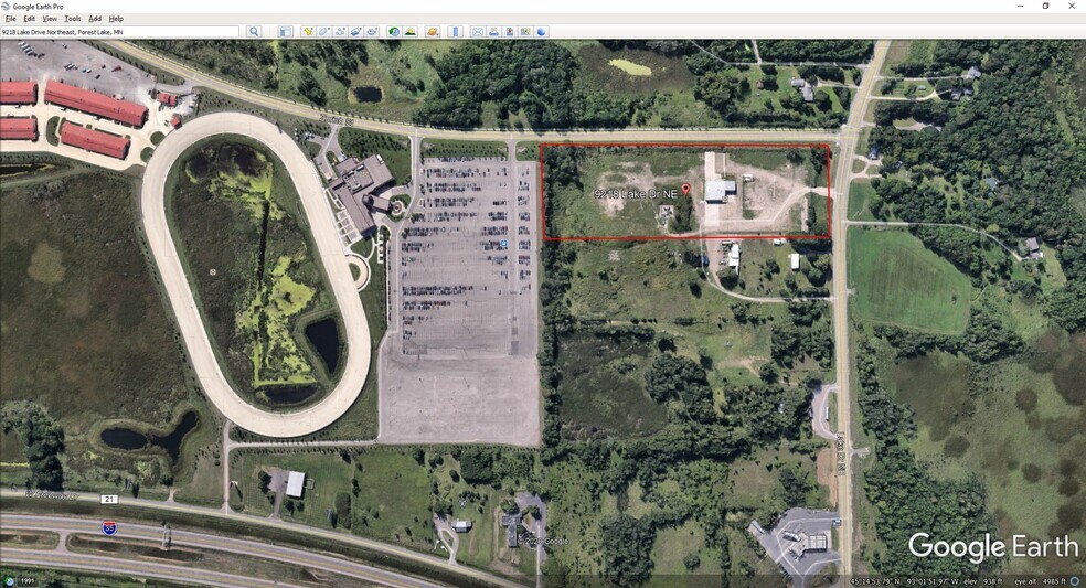 9218 Lake Dr NE, Forest Lake, MN à vendre - Aérien - Image 2 de 3