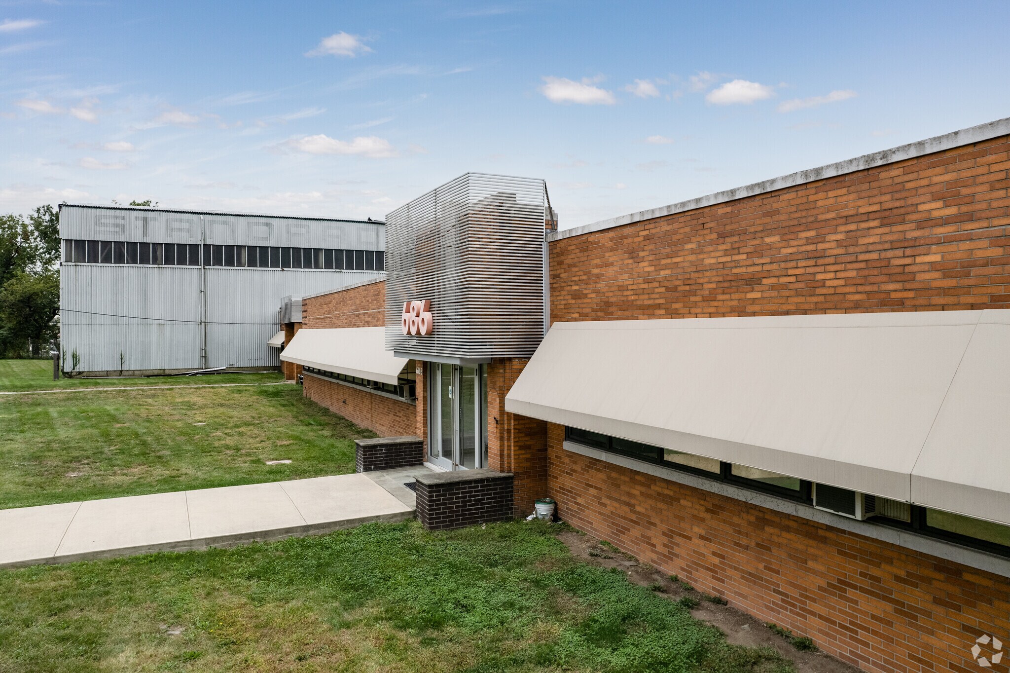 686 Grand Ave, Ridgefield, NJ à vendre Photo du bâtiment- Image 1 de 1