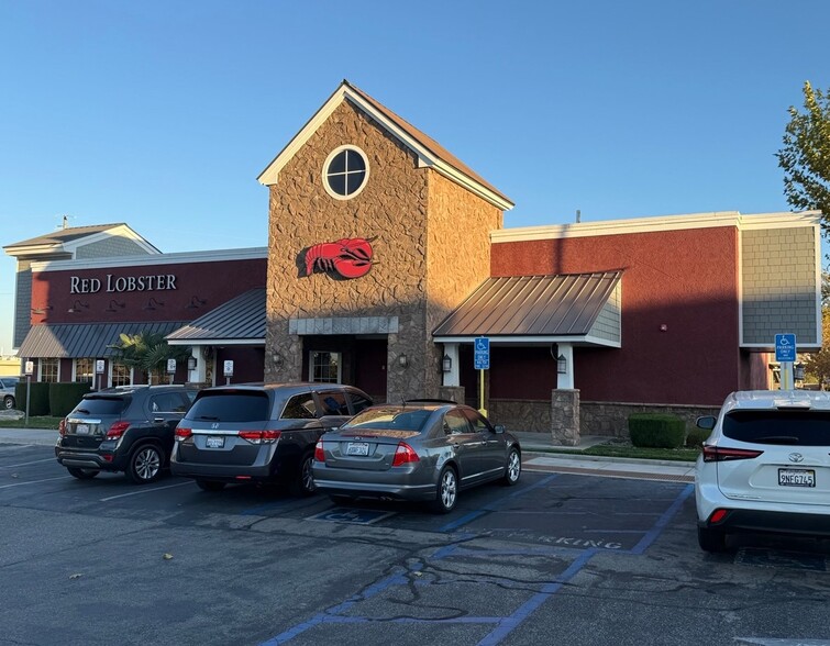 1041 W Avenue P, Palmdale, CA for sale - Building Photo - Image 2 of 6