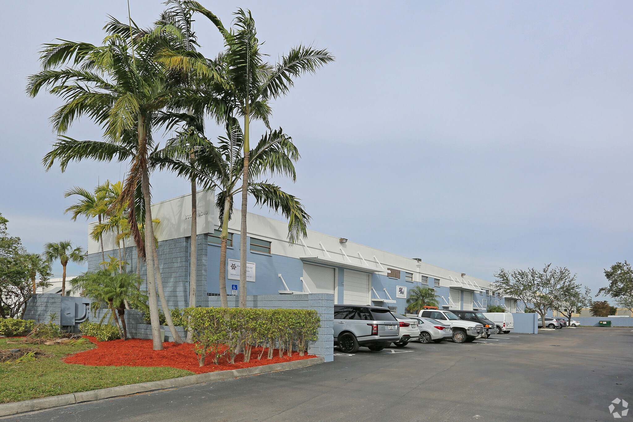 8335 NW 64th St, Medley, FL à vendre Photo principale- Image 1 de 22