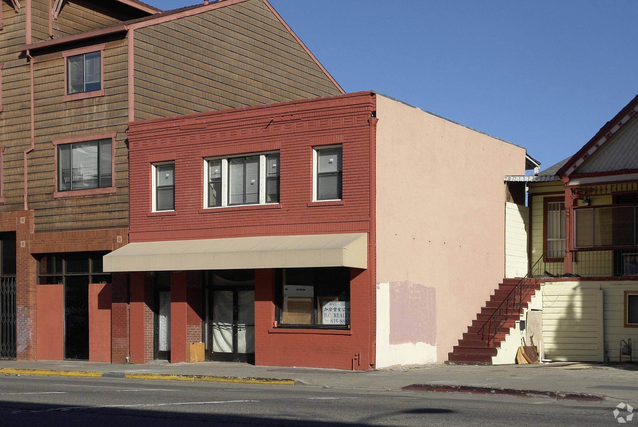 2560 International Blvd, Oakland, CA à vendre Photo principale- Image 1 de 11