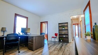 54 E Whittier St, Columbus, OH for lease Interior Photo- Image 2 of 6