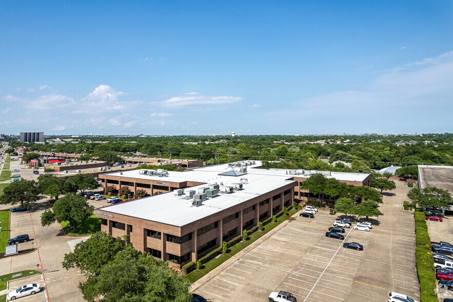 17330 Preston Rd, Dallas, TX à louer - Photo du bâtiment - Image 3 de 22