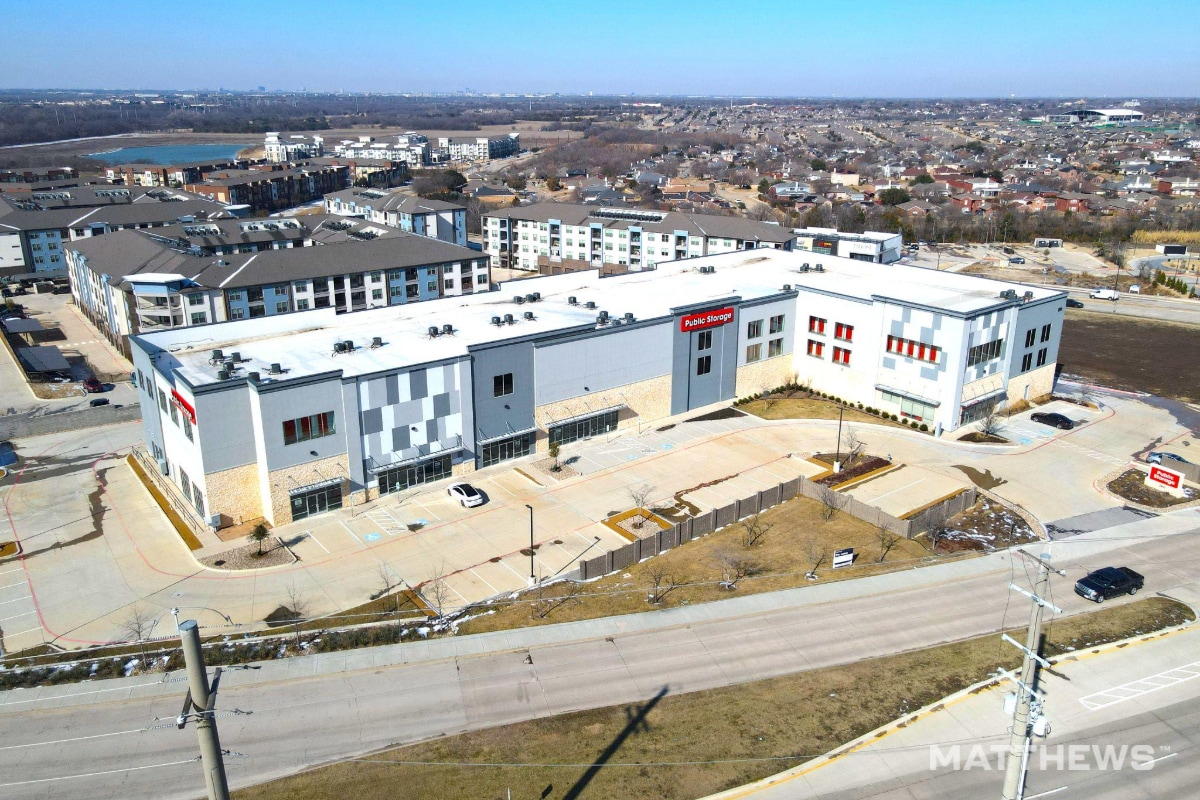 2901 Miles Rd, Sachse, TX à louer Photo principale- Image 1 de 4