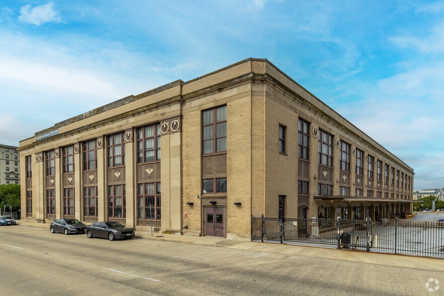 1501 St Paul St, Baltimore, MD for lease - Building Photo - Image 2 of 6