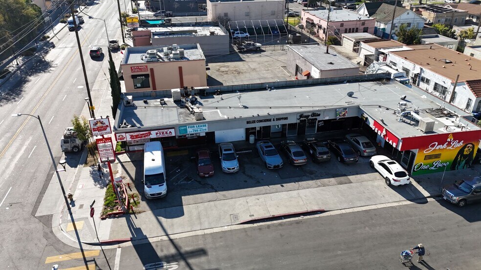 3961 S Western Ave, Los Angeles, CA à louer - Photo du bâtiment - Image 2 de 6