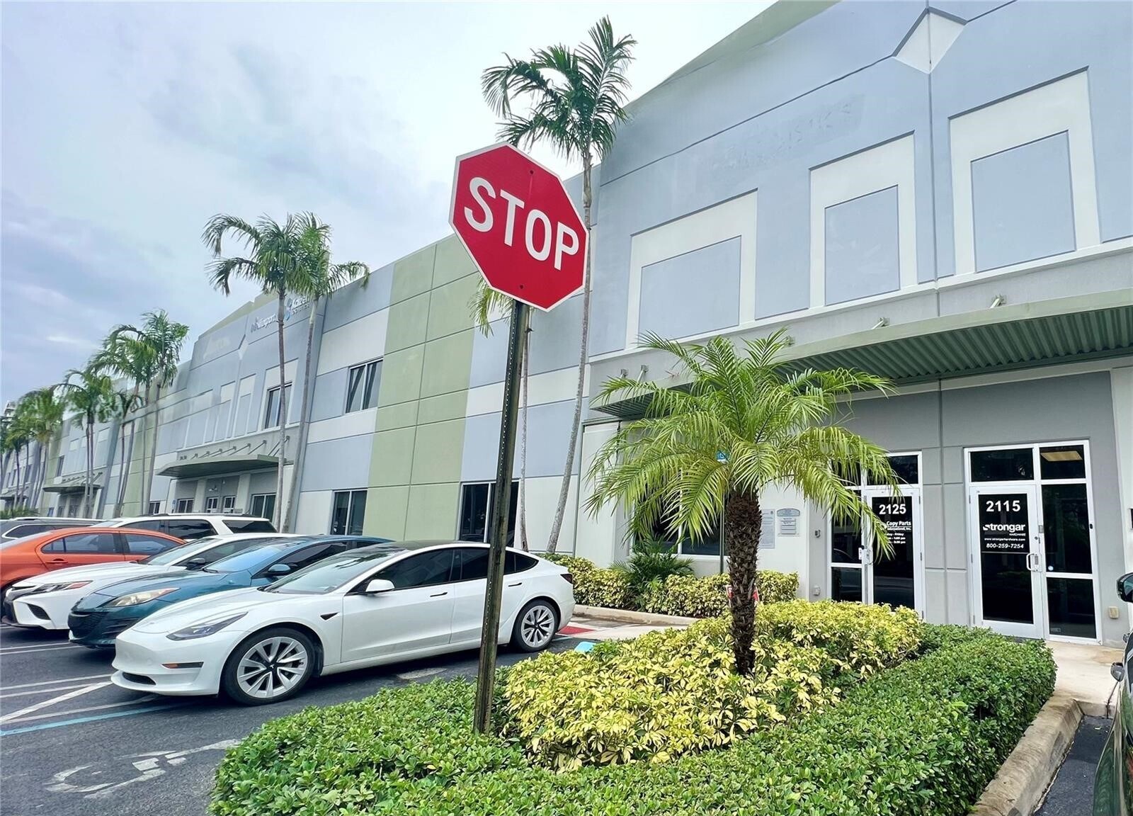 2005-2185 NW 115th Ave, Miami, FL for lease Interior Photo- Image 1 of 15