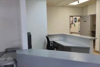 1617 E 1st St, Santa Ana, CA for lease Interior Photo- Image 1 of 4