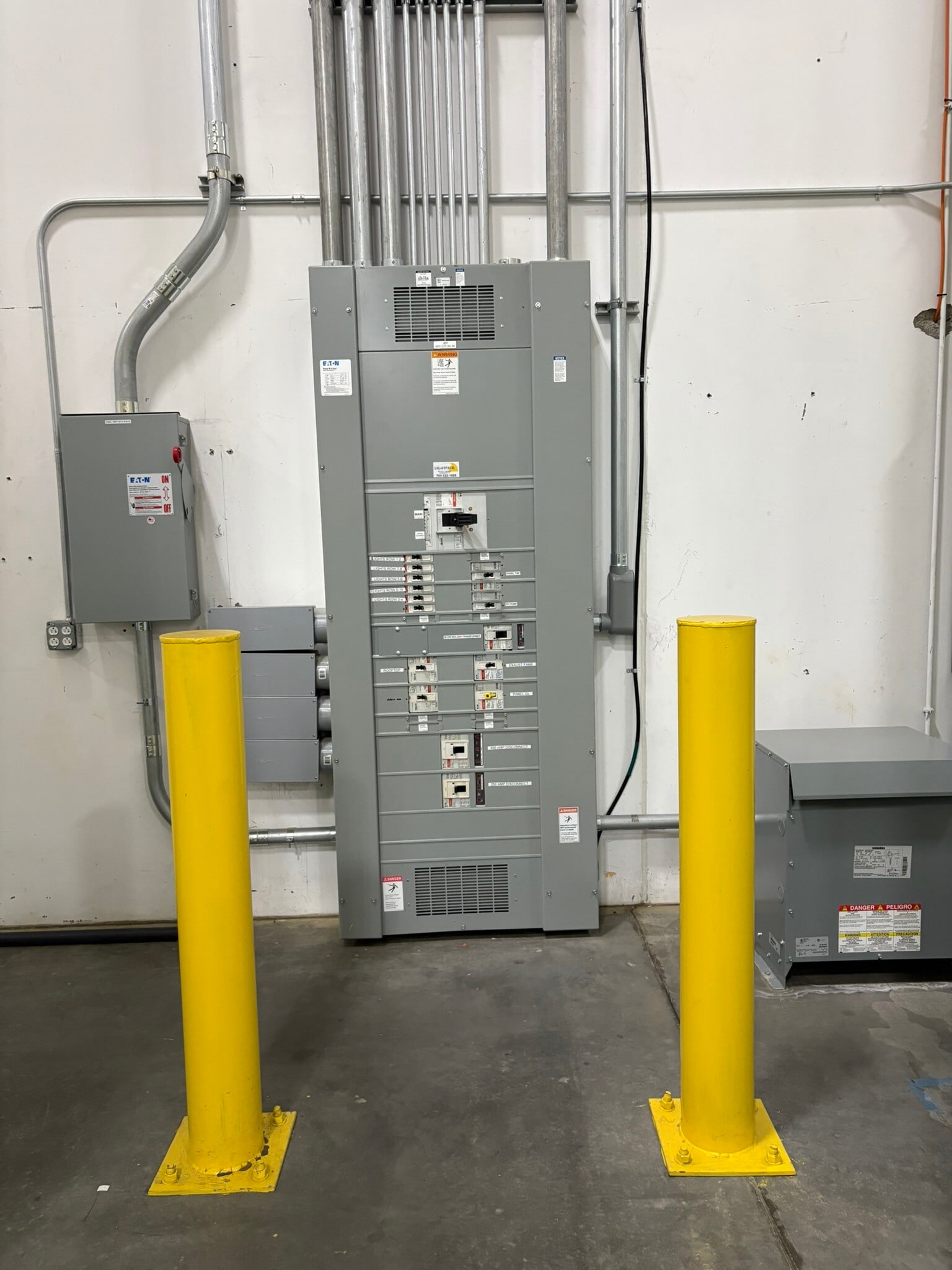 8710 Airpark West Dr, Charlotte, NC à louer Photo intérieure- Image 1 de 7