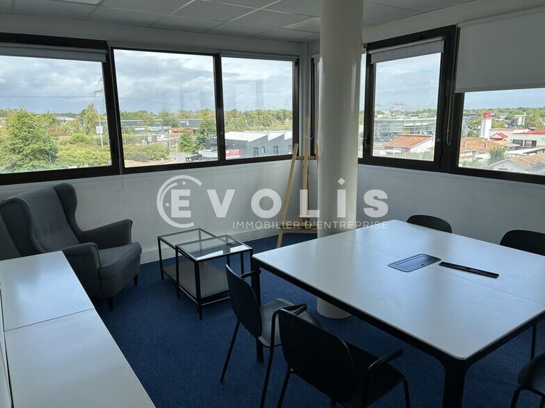 Bureau dans Mérignac à louer - Photo intérieure - Image 3 de 6