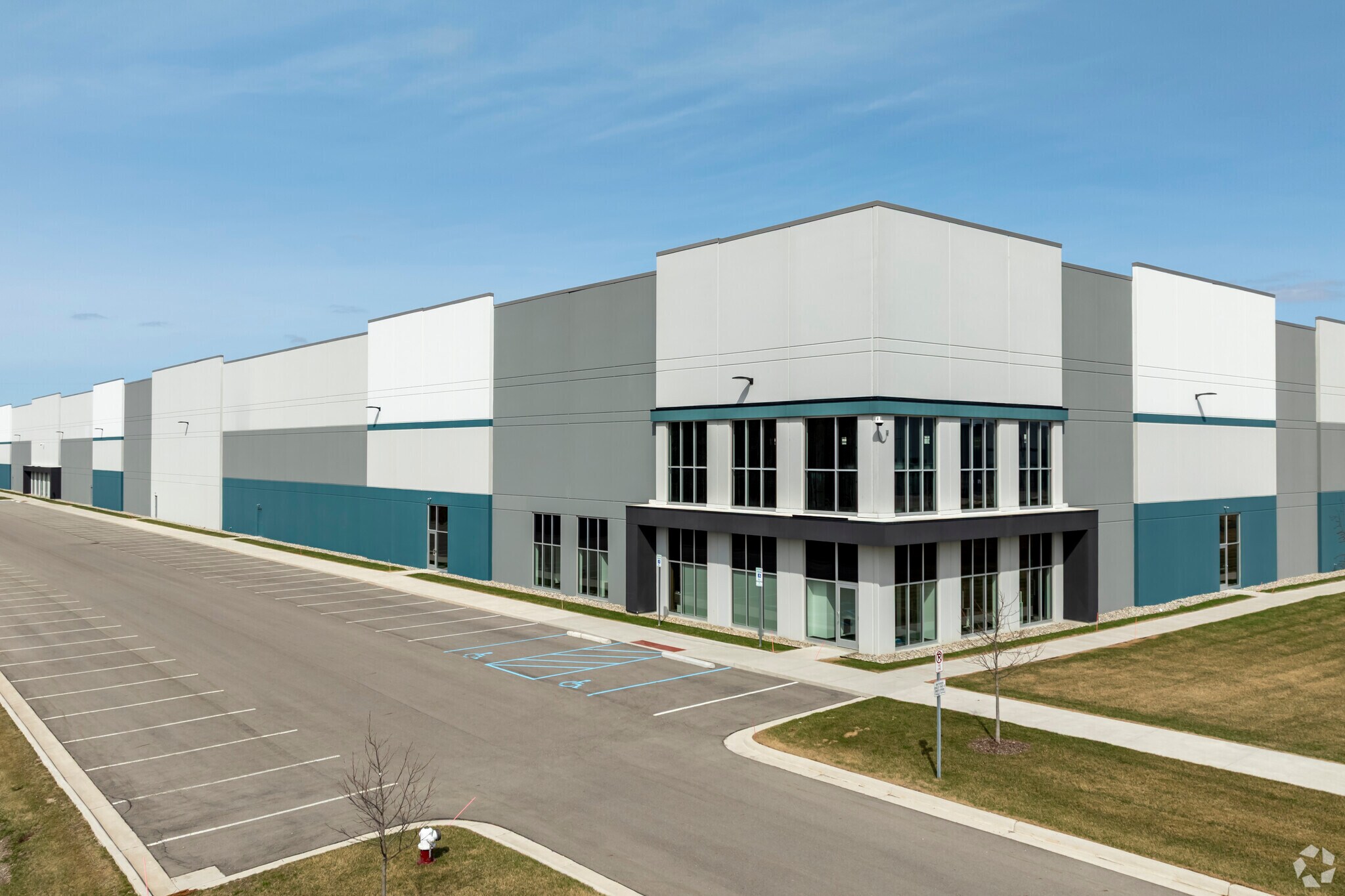 10035 Assembly Park Dr, Wixom, MI à louer Photo principale- Image 1 de 6