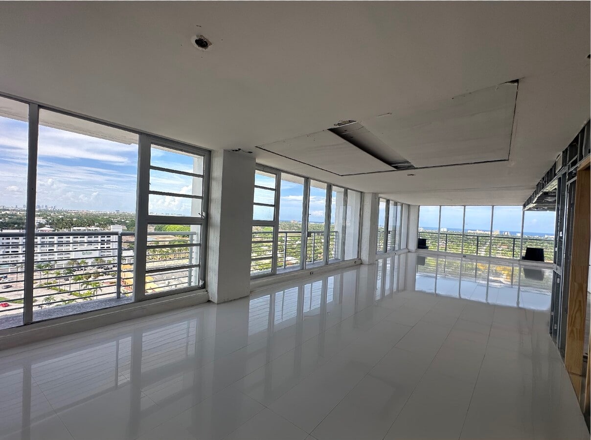 1720 Harrison St, Hollywood, FL 33020 - Unit 17E-F -  - Interior Photo - Image 2 of 9