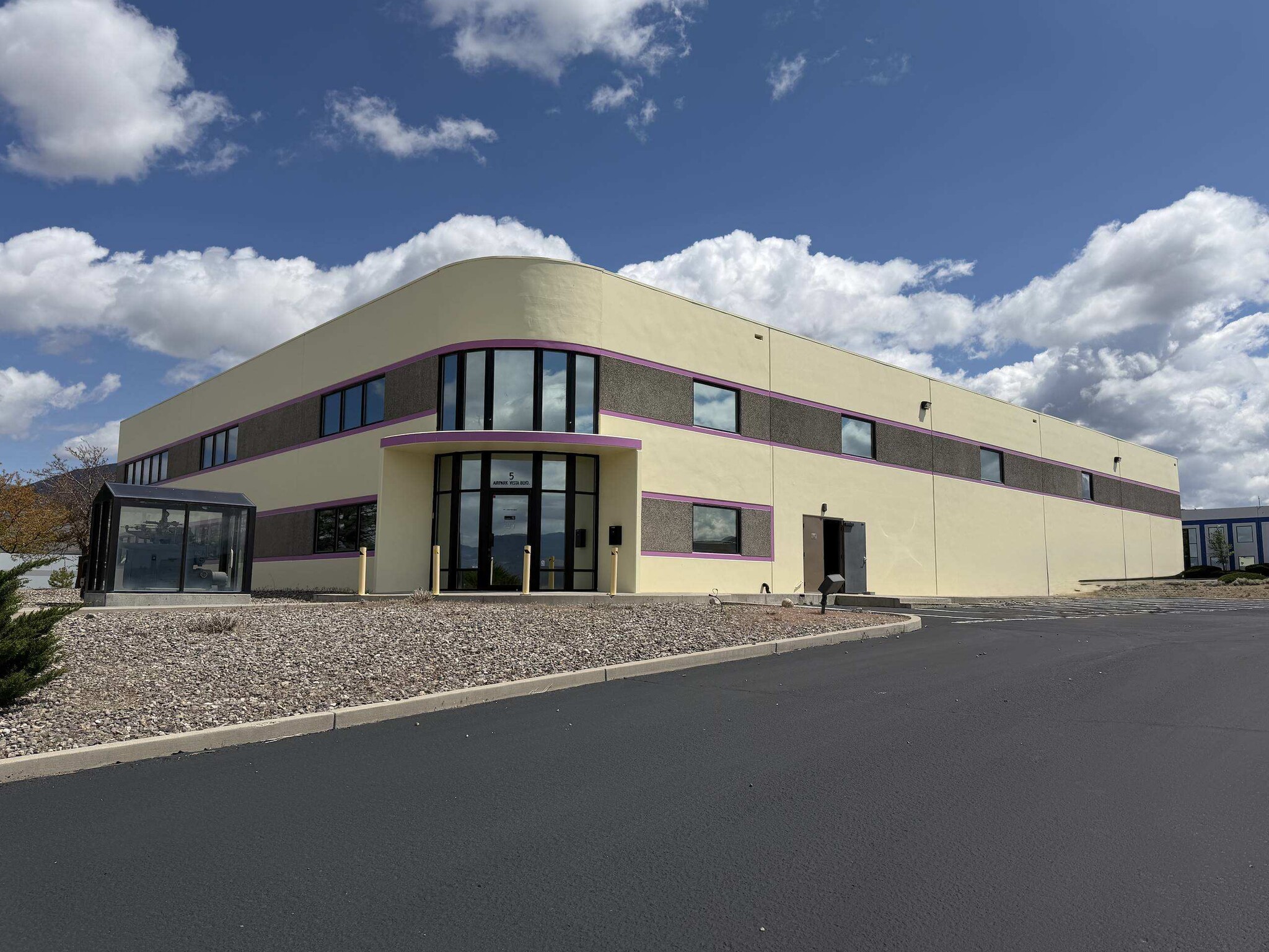 5 Airpark Vista Blvd, Dayton, NV for lease Building Photo- Image 1 of 17
