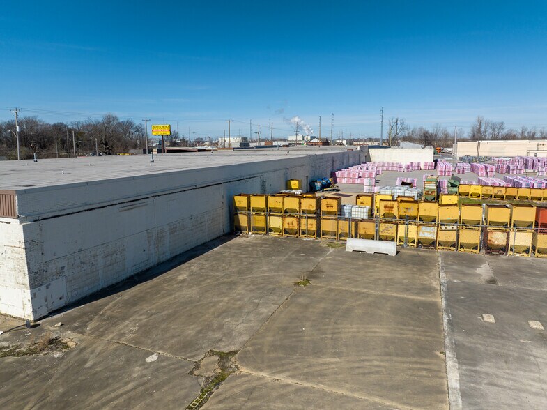 653-655 Corrine Ave, Memphis, TN for lease - Building Photo - Image 2 of 4