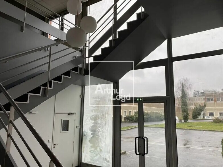 Local d'activités dans Ris-Orangis à vendre - Photo intérieure - Image 3 de 5