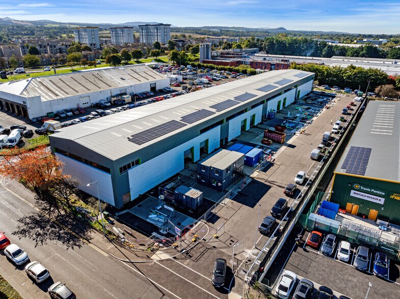 Bankhead Av, Edinburgh à louer - Photo du bâtiment - Image 3 de 6