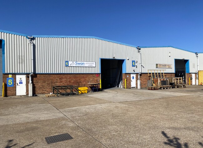 Plus de détails pour London Rd, Swanscombe - Industriel à louer