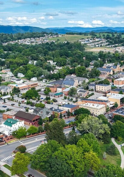 1440-1560 S Main St, Blacksburg, VA for lease - Building Photo - Image 3 of 14