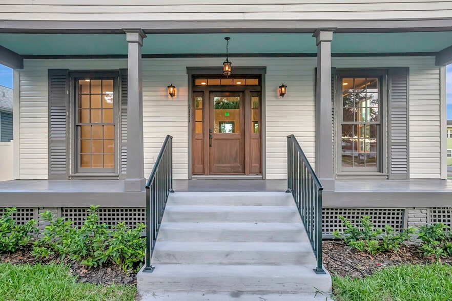 2111 Cleveland St, Tampa, FL for sale - Building Photo - Image 2 of 38