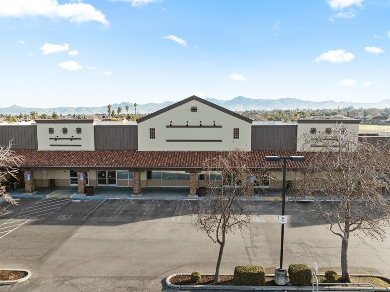 1701 Airline Hwy, Hollister, CA for lease - Building Photo - Image 2 of 45