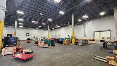 1919 NW 19th St, Fort Lauderdale, FL for lease Interior Photo- Image 2 of 7