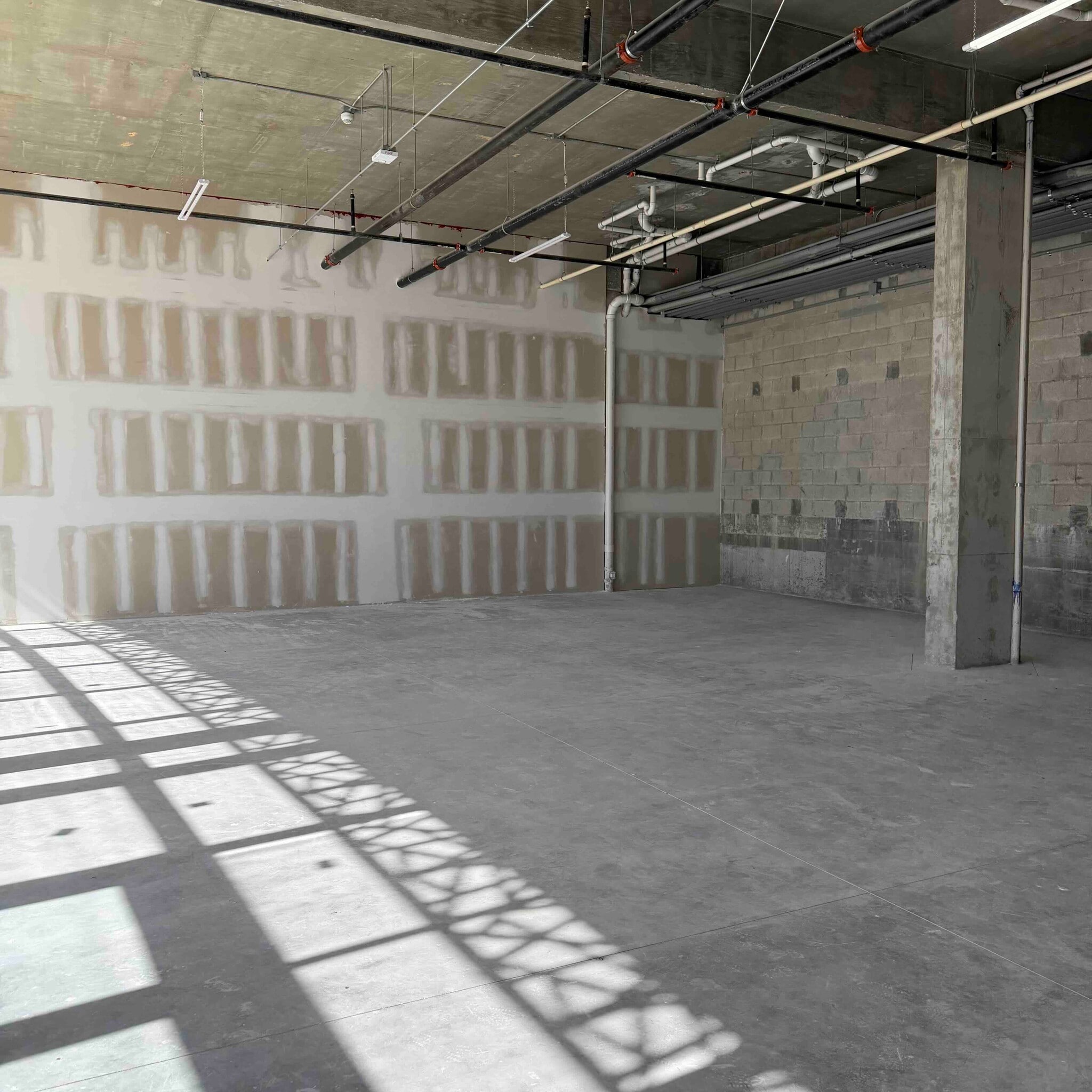 500 N Dixie Hwy, Hallandale Beach, FL for lease Interior Photo- Image 1 of 3