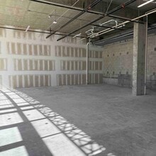 500 N Dixie Hwy, Hallandale Beach, FL for lease Interior Photo- Image 1 of 3