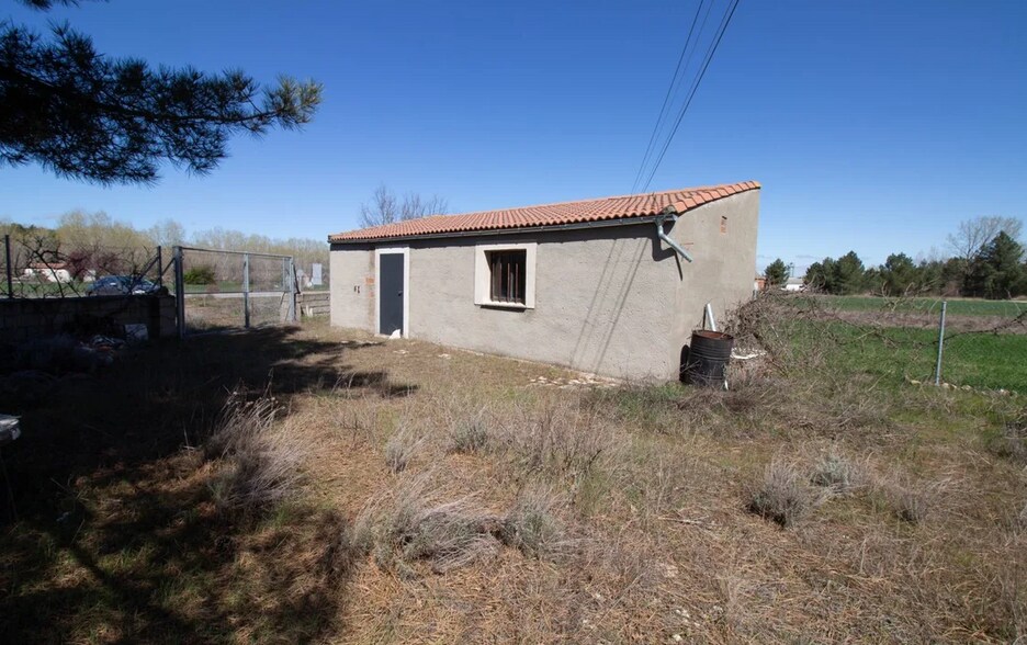 Industrial in Fuenterrebollo, Segovia for sale - Primary Photo - Image 1 of 8