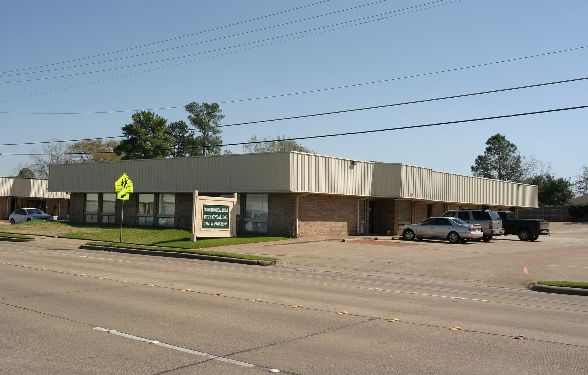 3214 W Park Row Dr, Pantego, TX à louer Photo principale- Image 1 de 3