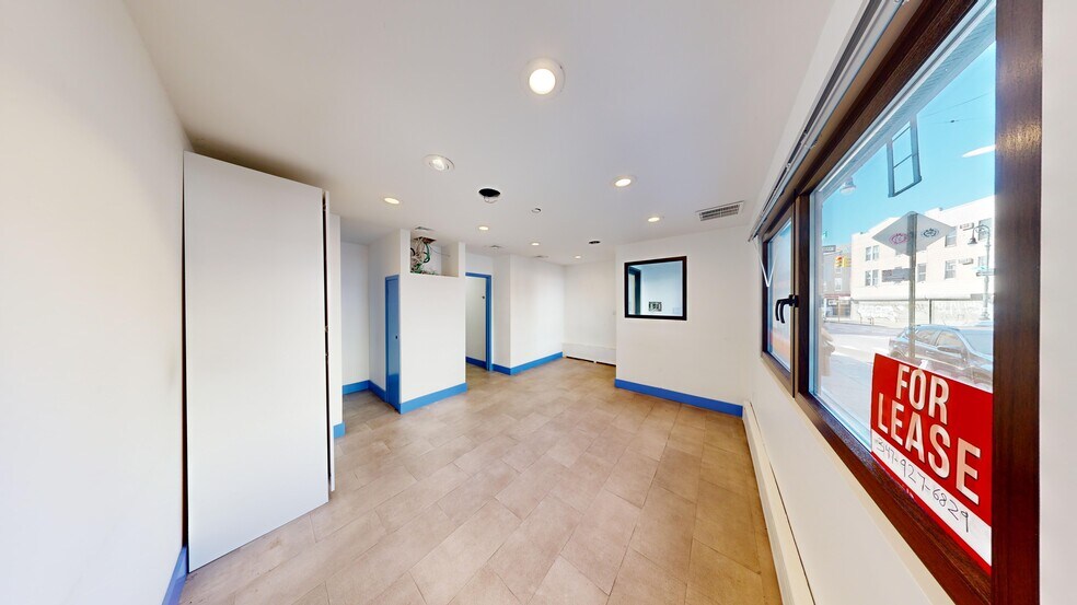 194 Nassau Ave, Brooklyn, NY à louer - Photo du bâtiment - Image 2 de 25