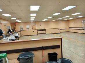 2002 N St, Lincoln, NE for lease Interior Photo- Image 1 of 11