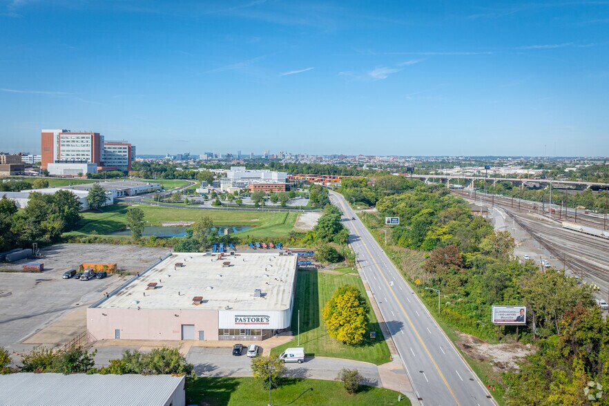 6101 E Lombard St, Baltimore, MD à vendre - Photo du bâtiment - Image 2 de 5