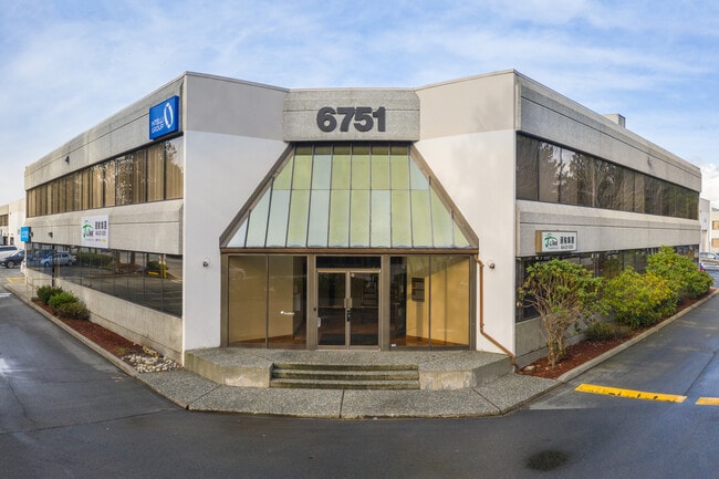 Plus de détails pour 6751 Westminster Hwy, Richmond, BC - Local d'activités à louer