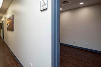 1420-1426 E Bradford Pky, Springfield, MO for lease Interior Photo- Image 2 of 3