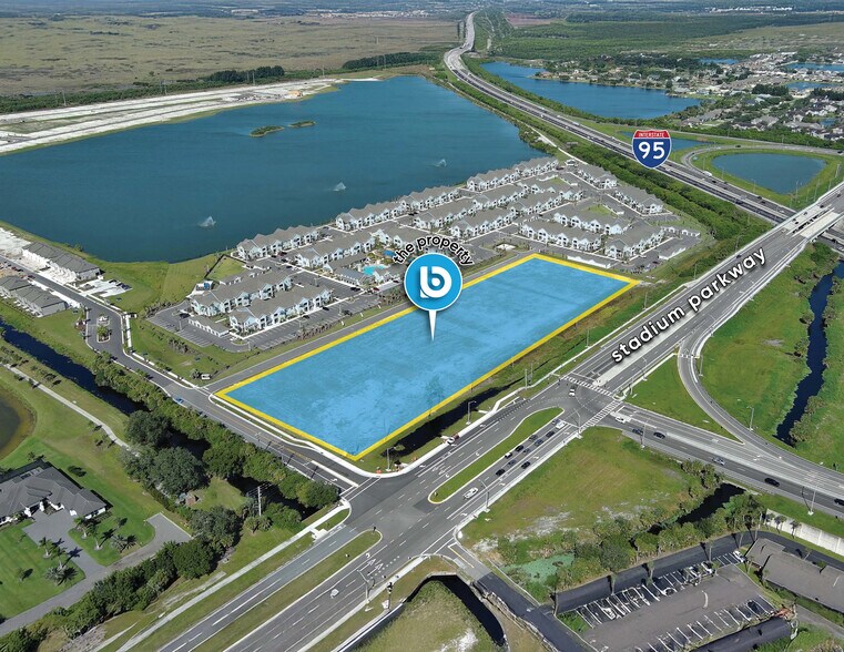 Stadium Pky, Rockledge, FL à vendre - Photo du bâtiment - Image 1 de 6