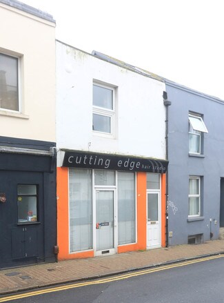 Plus de détails pour 34 Baker St, Brighton - Commerce de détail à louer