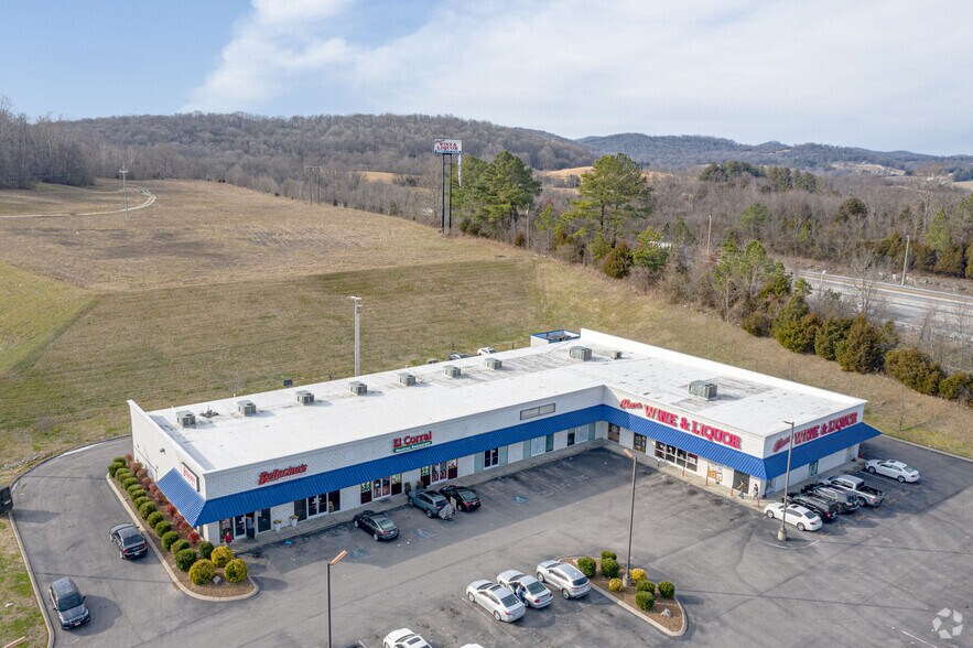 112 Bradford Blvd, Gordonsville, TN à louer - Photo du bâtiment - Image 2 de 2