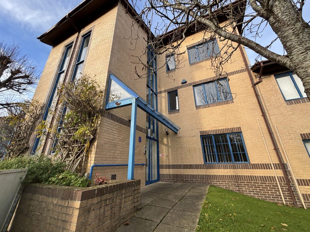 Tollgate, Eastleigh à vendre Photo principale- Image 1 de 3