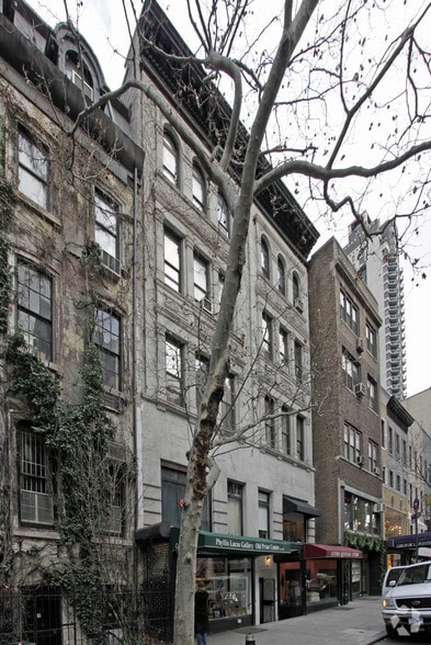 237 E 60th St, New York, NY for lease - Building Photo - Image 3 of 4