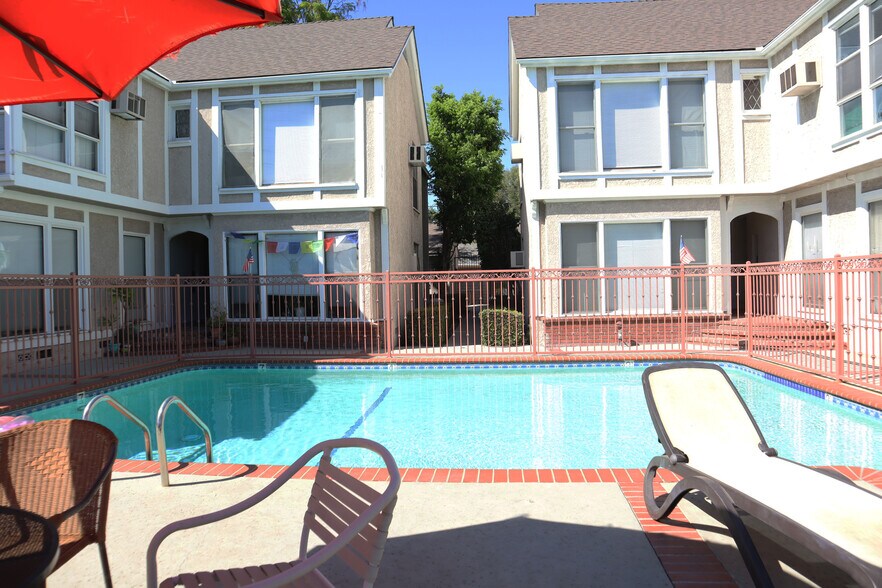 11747-11753 Moorpark St, Studio City, CA à vendre - Photo du bâtiment - Image 3 de 19