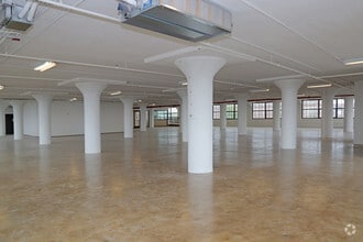341 39th St, Brooklyn, NY for lease Interior Photo- Image 2 of 9