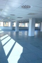 Carrer de Frederic Mompou, 4, Sant Just Desvern, Barcelona à louer Photo intérieure- Image 2 de 2