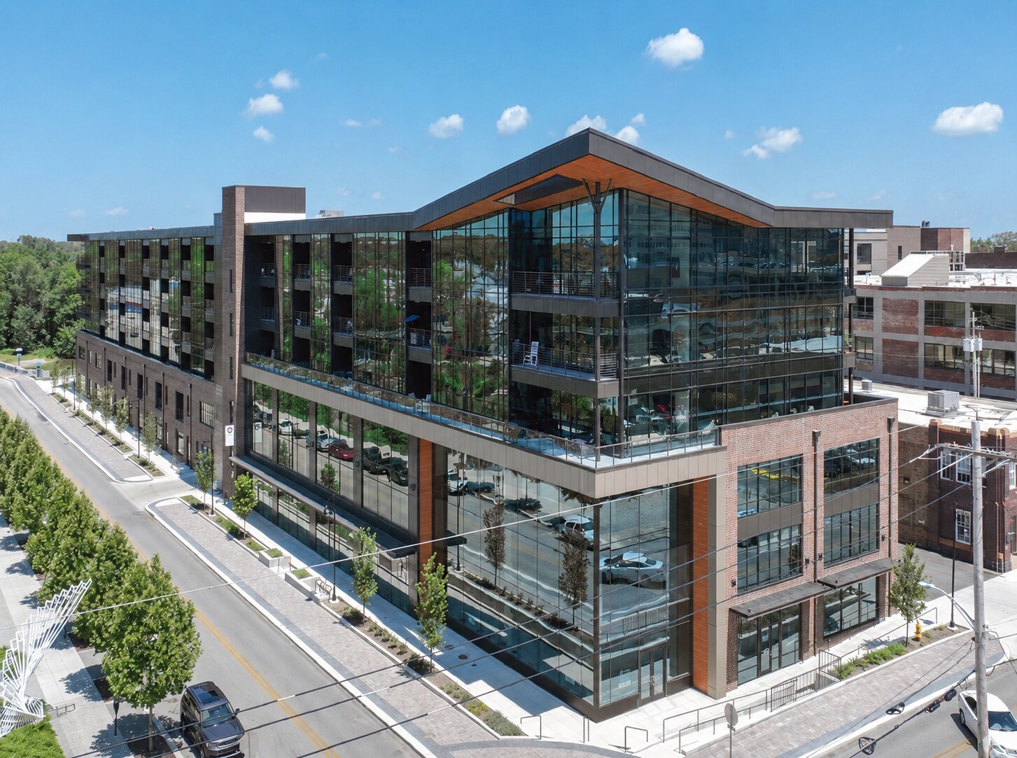 124 W Superior Street, Fort Wayne, IN for lease Building Photo- Image 1 of 11