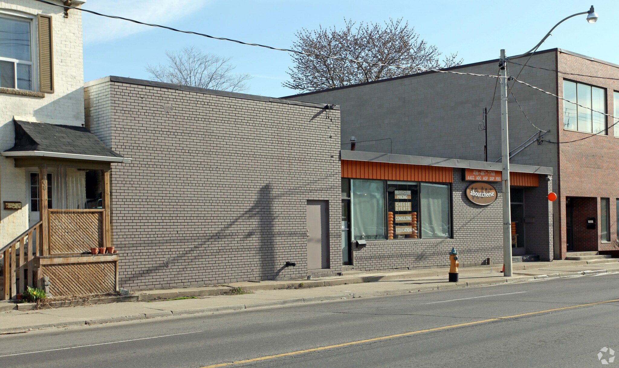 914 Eastern Ave, Toronto, ON à vendre Photo principale- Image 1 de 1